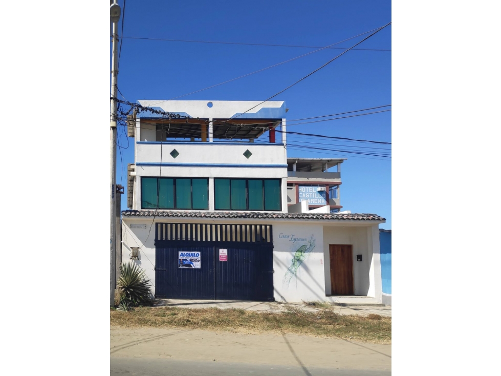 Casa Frente al Mar en Playas / Oceanfront House in Playas - 1
