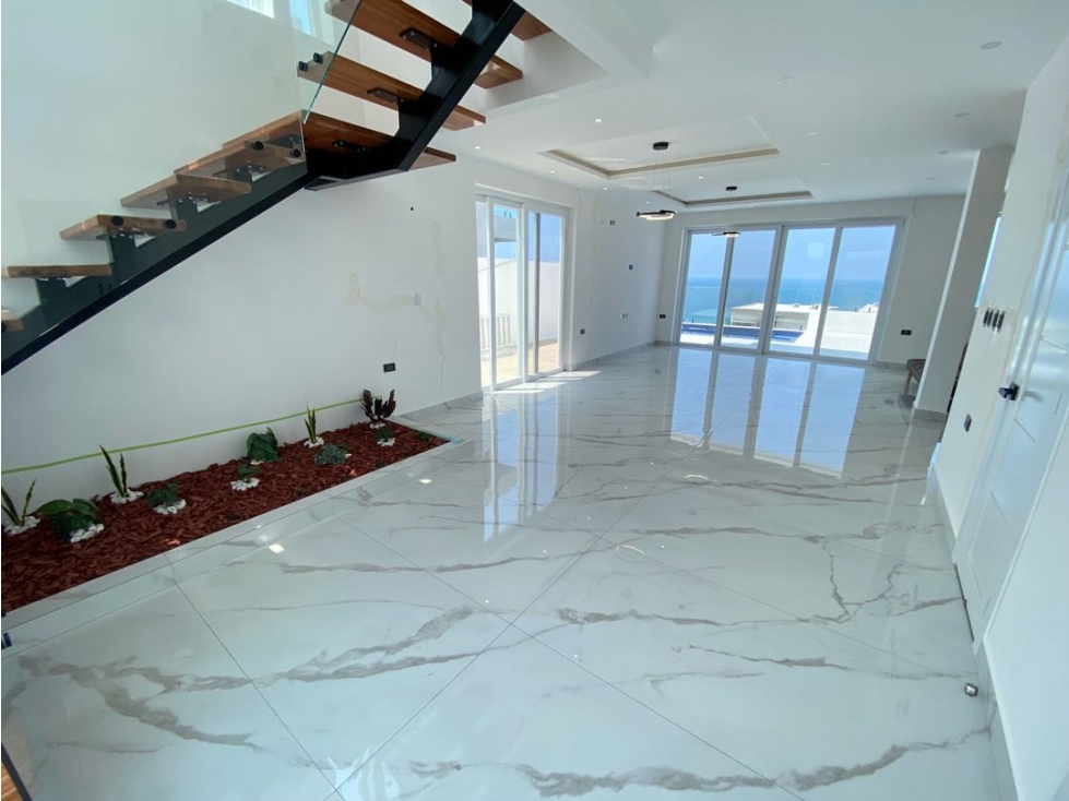 Casa frente al mar en venta Playa Alta, Santa Marianita, Manta - 3