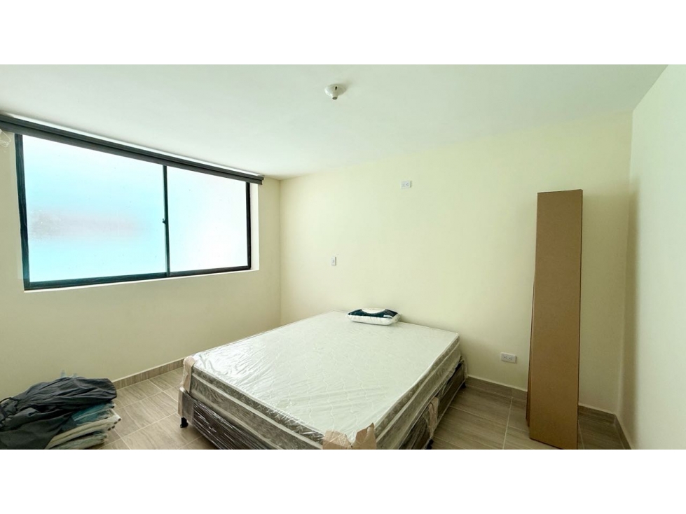 Casa con local en Venta Laureles, Medellín. ¡Ubicación ideal! — foto 4