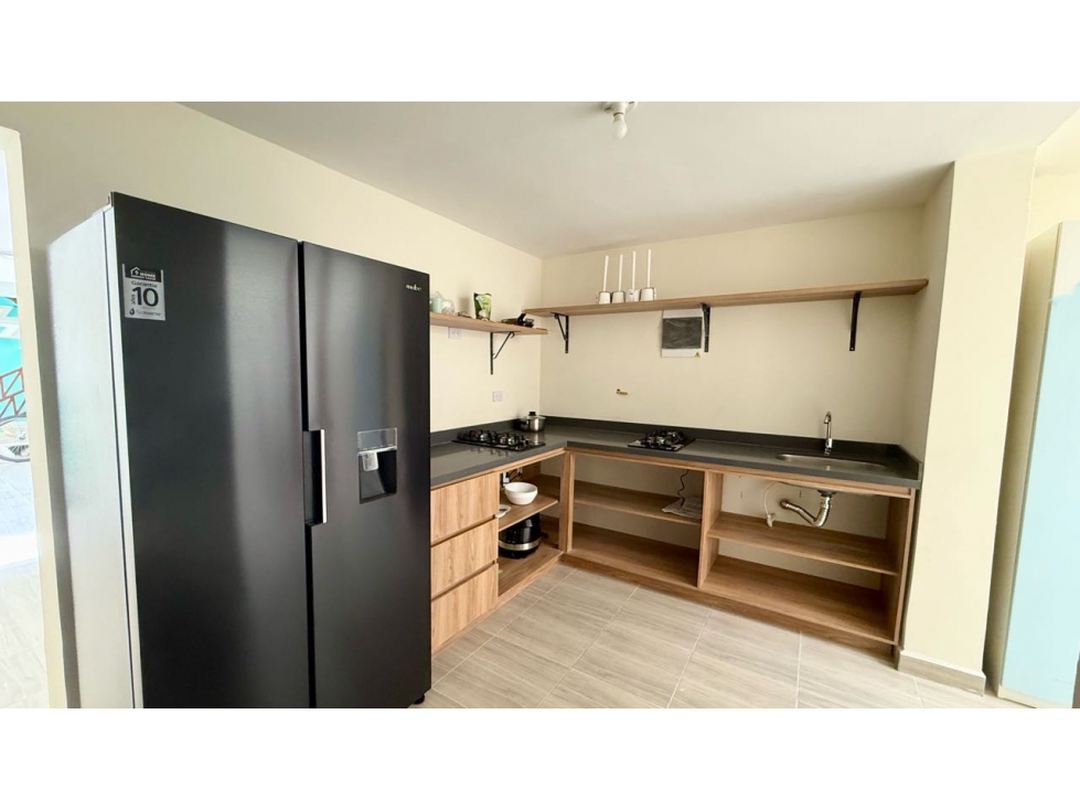 Casa con local en Venta Laureles, Medellín. ¡Ubicación ideal! — foto 6