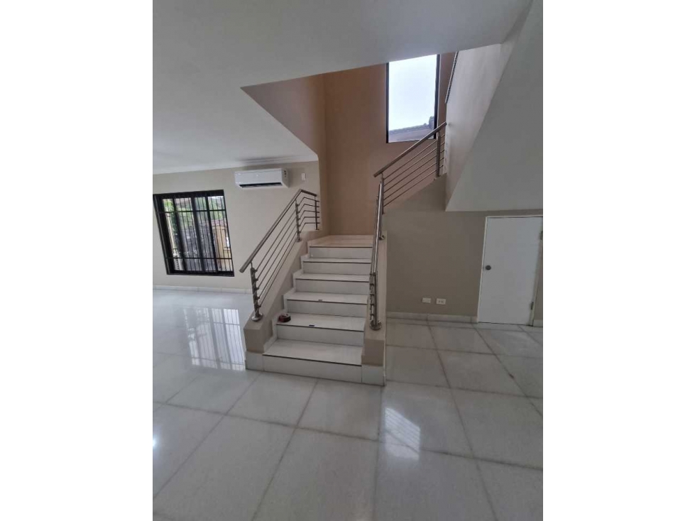 CASA IDEAL PARA SU INVERSION. RENTADA — foto 6