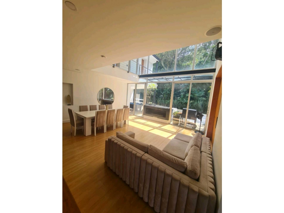 Casa independiente a la venta con piscina — foto 4
