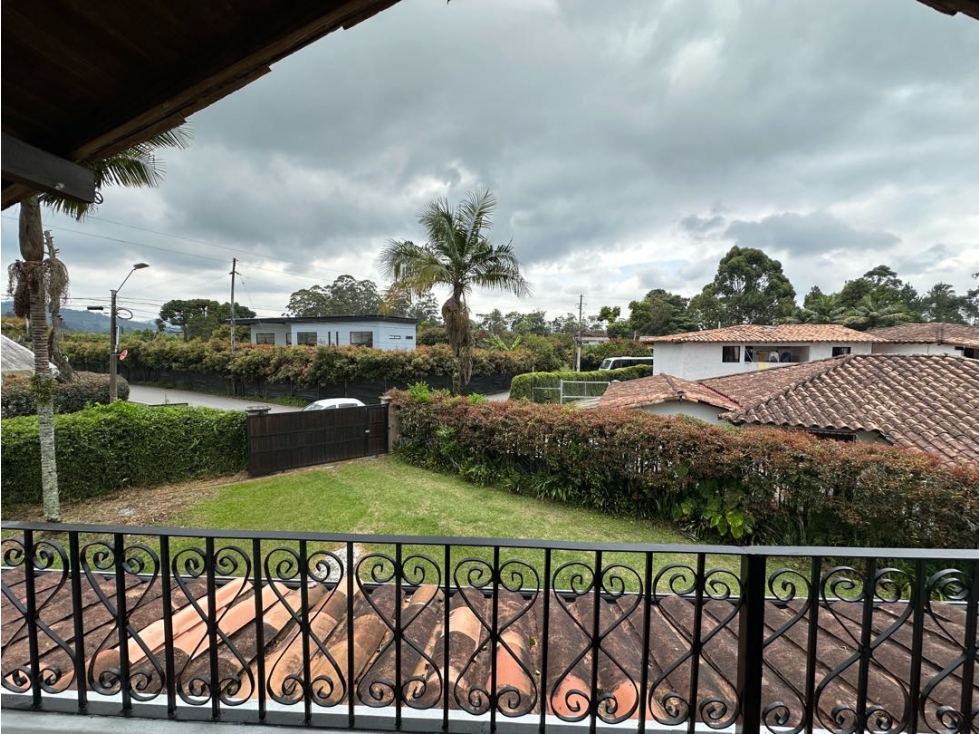 Casa independiente cerca al club Llanogrande en Alquiler — foto 4