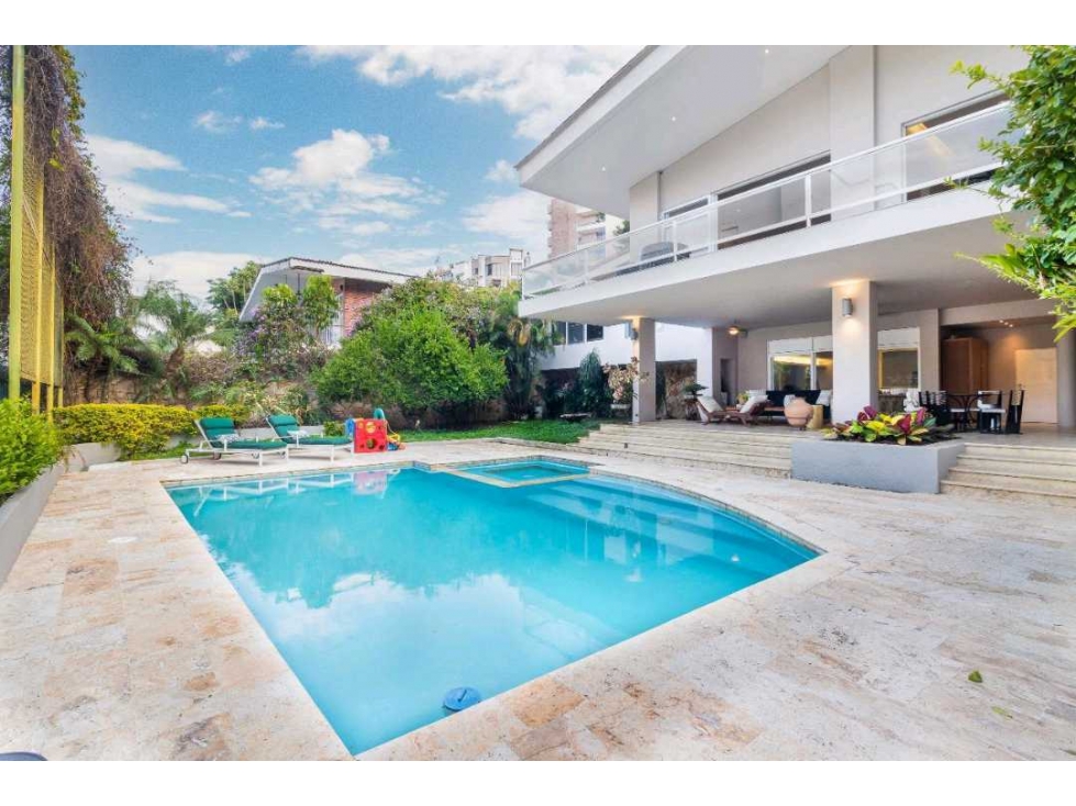Casa independiente remodelada-amoblada - Arboleda - oeste de Cali