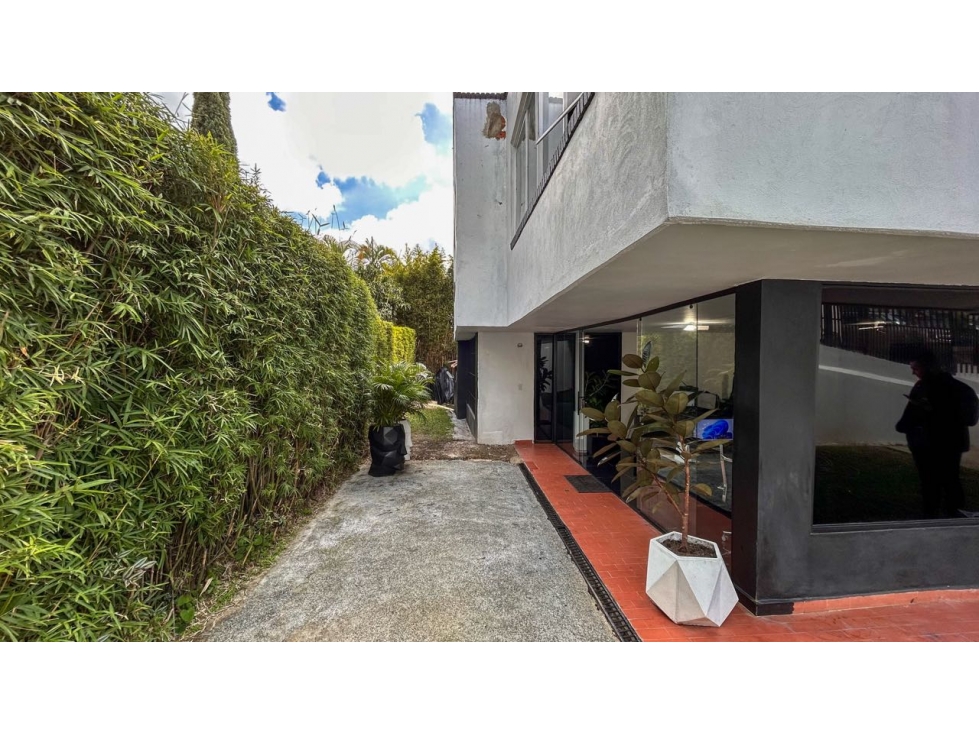 CASA INDEPENDIENTE EN EL POBLADO- LAS PALMAS- USO COMERCIAL