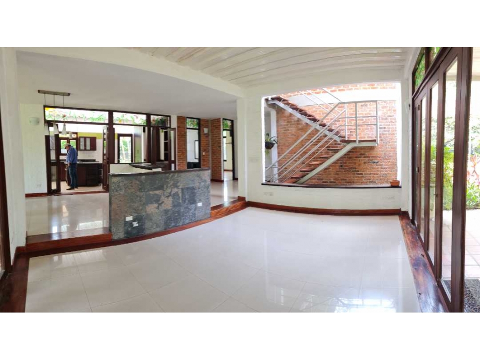 Casa independiente en Pance sur de Cali cerca al parque de Las Garzas — foto 4