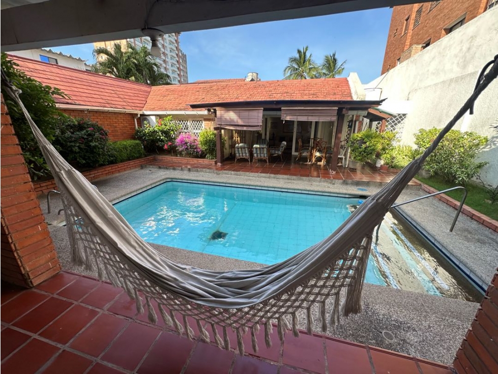 CASA INDEPENDIENTE EN RIOMAR EN VENTA CON PISCINA