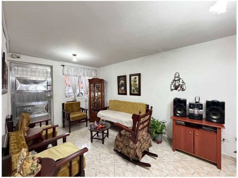 CASA INDEPENDIENTE EN VENTA ENVIGADO EL TRIANON — foto 3
