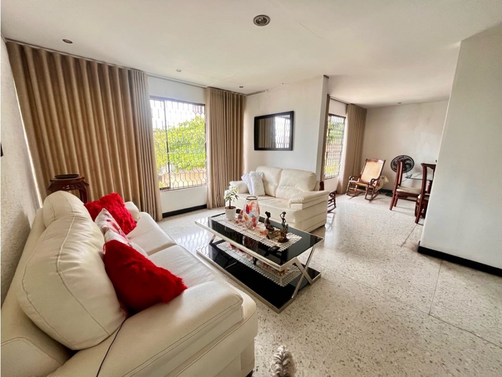 CASA INDEPENDIENTE EN VENTA LOS ALPES