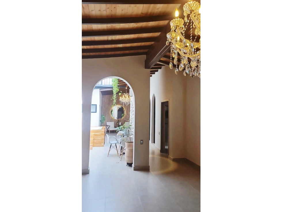 CASA INDEPENDIENTE EN VENTA. LAURELES. UPB — foto 3