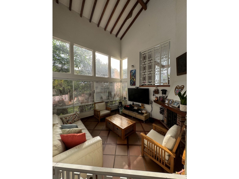 Casa Independiente en Envigado en la Loma del Esmeraldal — foto 2