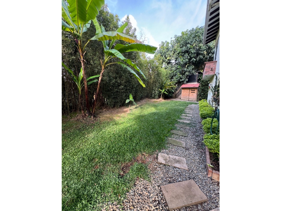 Casa Independiente en Envigado en la Loma del Esmeraldal — foto 5