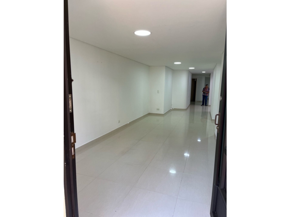 CASA EN LA CASTELLANA REMODELADA — foto 2