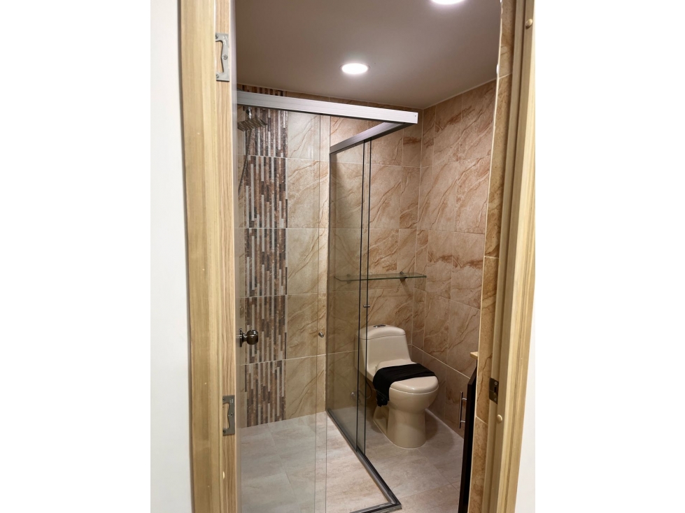CASA EN LA CASTELLANA REMODELADA — foto 6