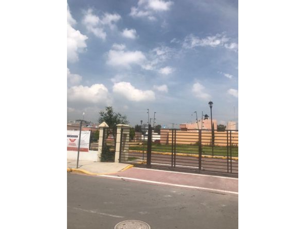 Casa lista en Los Álamos, proceso jurídico avanzado en Melchor Ocampo — foto 1