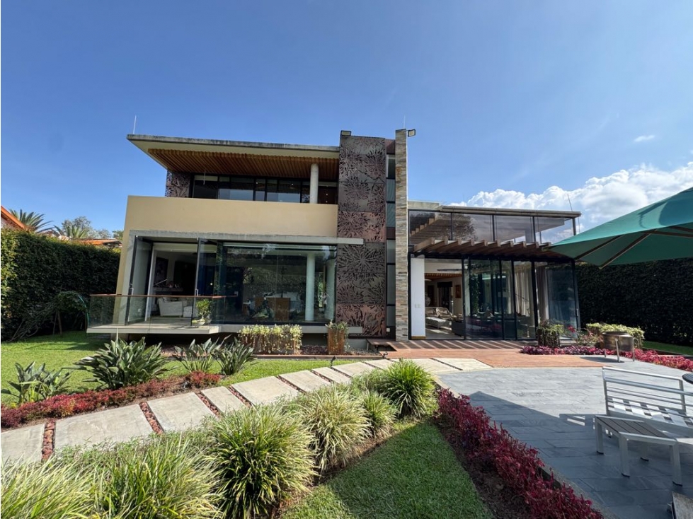 VENDEMOS CASA Unidad Cerrada Con Diseño Acogedor Sector La Amalita