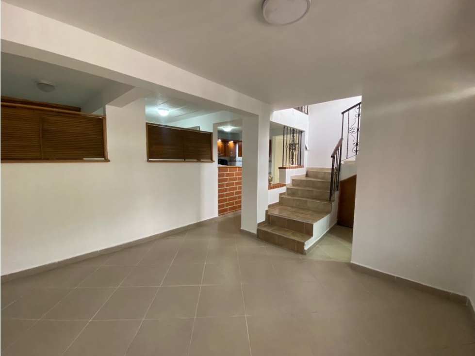 Casa Local en Arriendo en San Pablo Medellín — foto 3