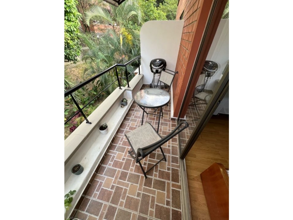 En venta casa en Medellín el Poblado Loma de San Julián — foto 2