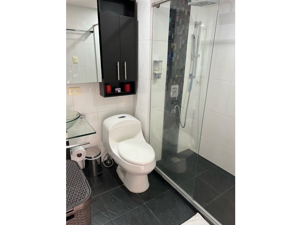 En venta casa en Medellín el Poblado Loma de San Julián — foto 4