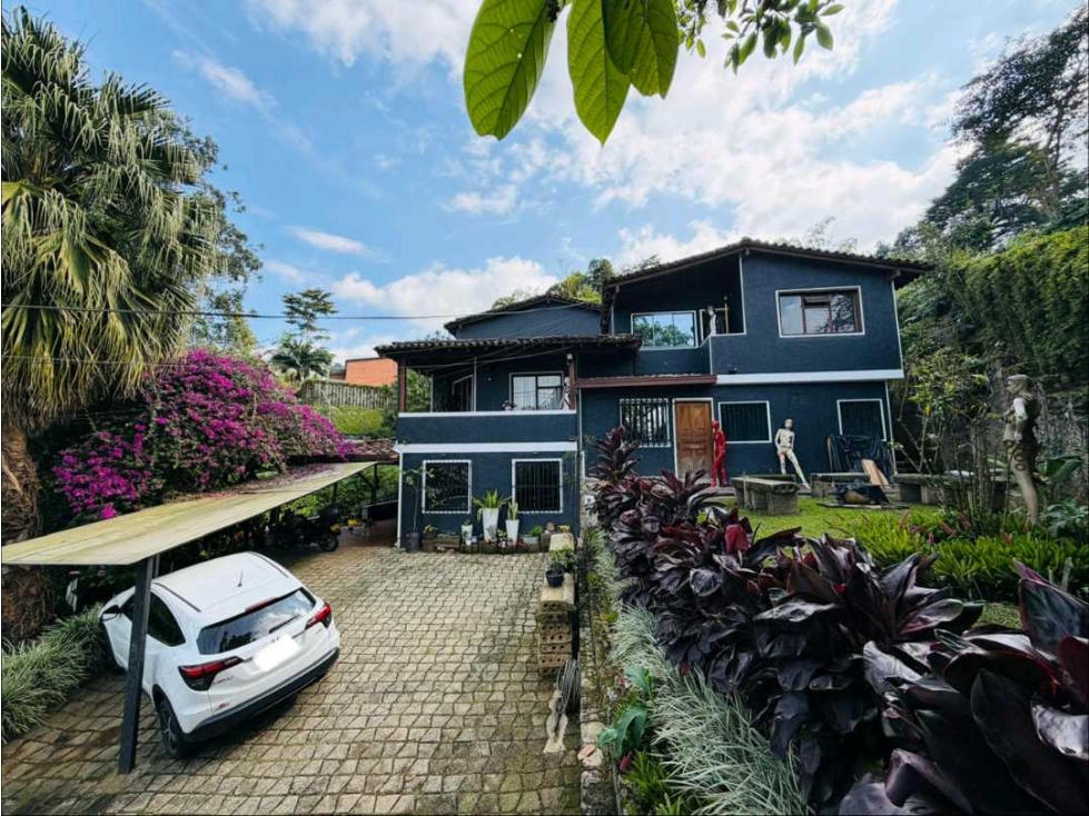 Casa Independiente Loma El Atravesado Envigado