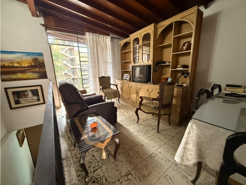Casa Lote CALASANZ - 350m2 En 2 Apartamentos Independientes — foto 6