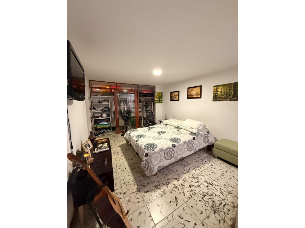 Casa Lote CALASANZ - 350m2 En 2 Apartamentos Independientes — foto 2