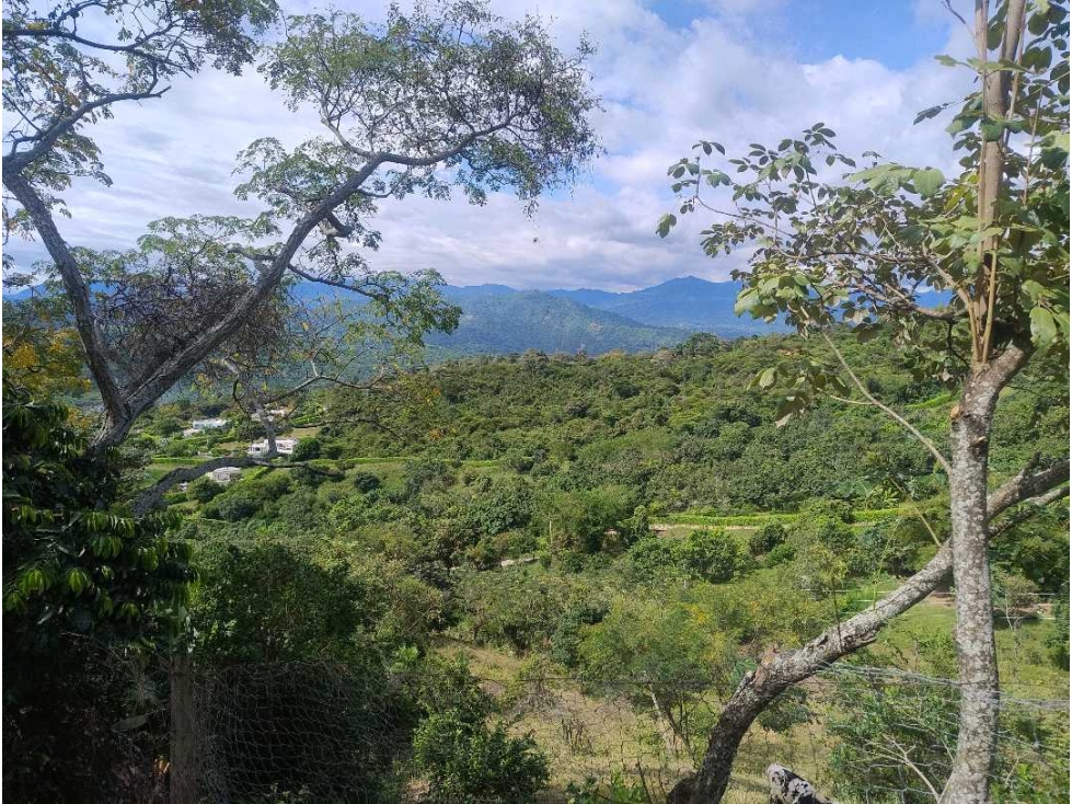 Casa Lote Económico En Venta antes de llegar a San Joaquín-La Mesa Cun — foto 2