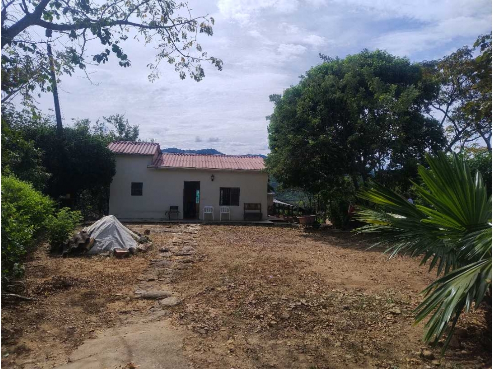 Casa Lote Económico En Venta antes de llegar a San Joaquín-La Mesa Cun — foto 3