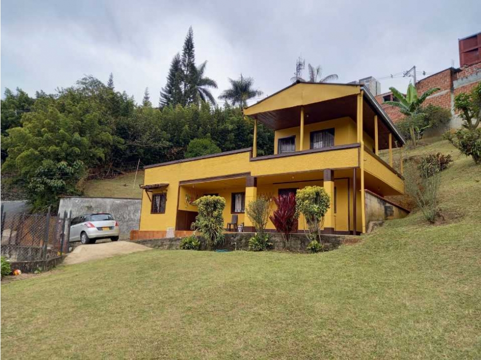 Venta casa lote La Doctora Sabaneta C6690263