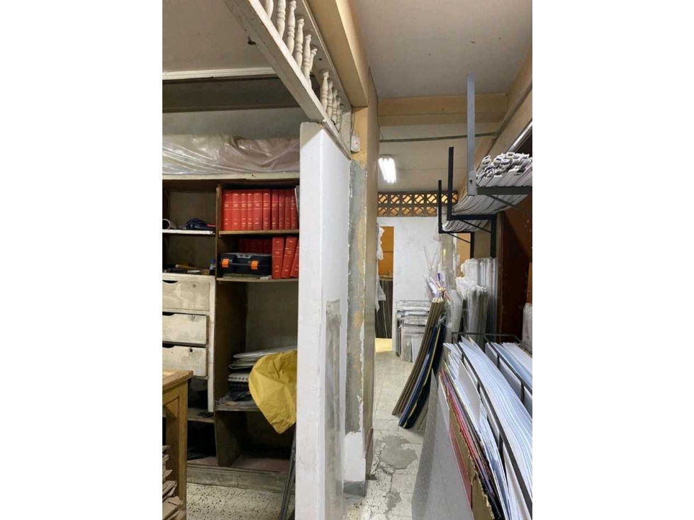 Inmueble lote en Plaza Zea, con locales comerciales independientes — foto 2