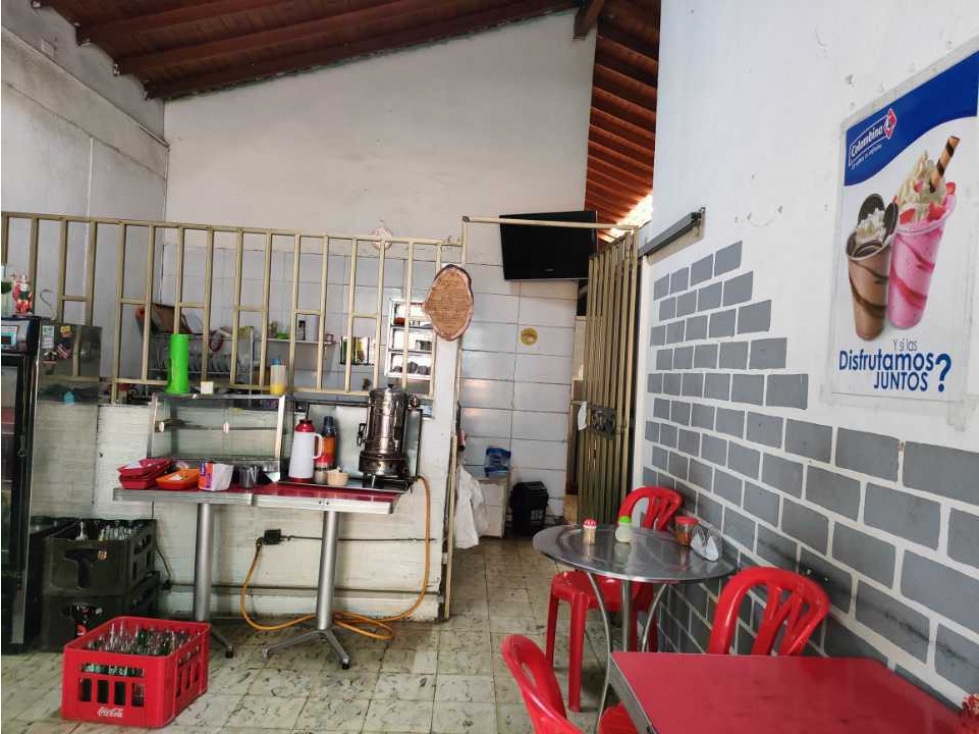 Casa lote en venta, Bombona1, Centro, Medellín.
