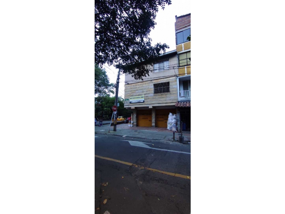 Casa Lote Esquinera en venta en Campo Amor — foto 2