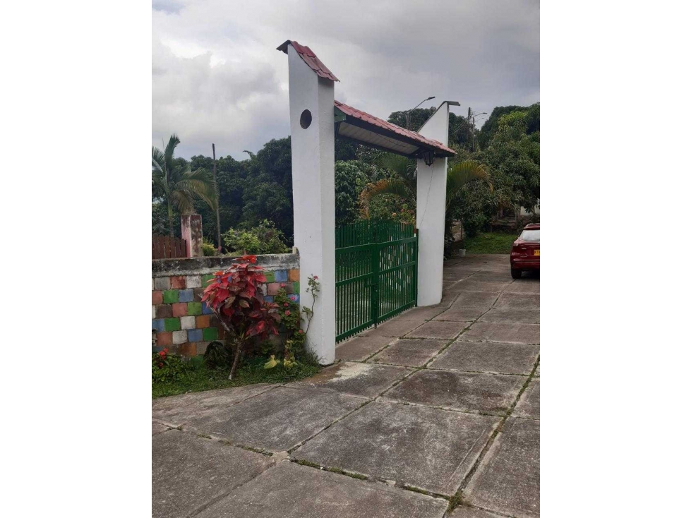 CASA- LOTE EN VENTA EN EL SECTOR DE MESITAS DEL COLEGIO — foto 2