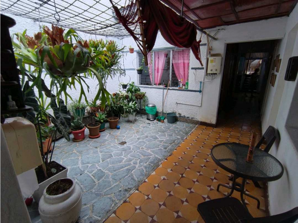 Casa lote en venta en sector belen san bernardo,8 frente x 34 fondo — foto 4