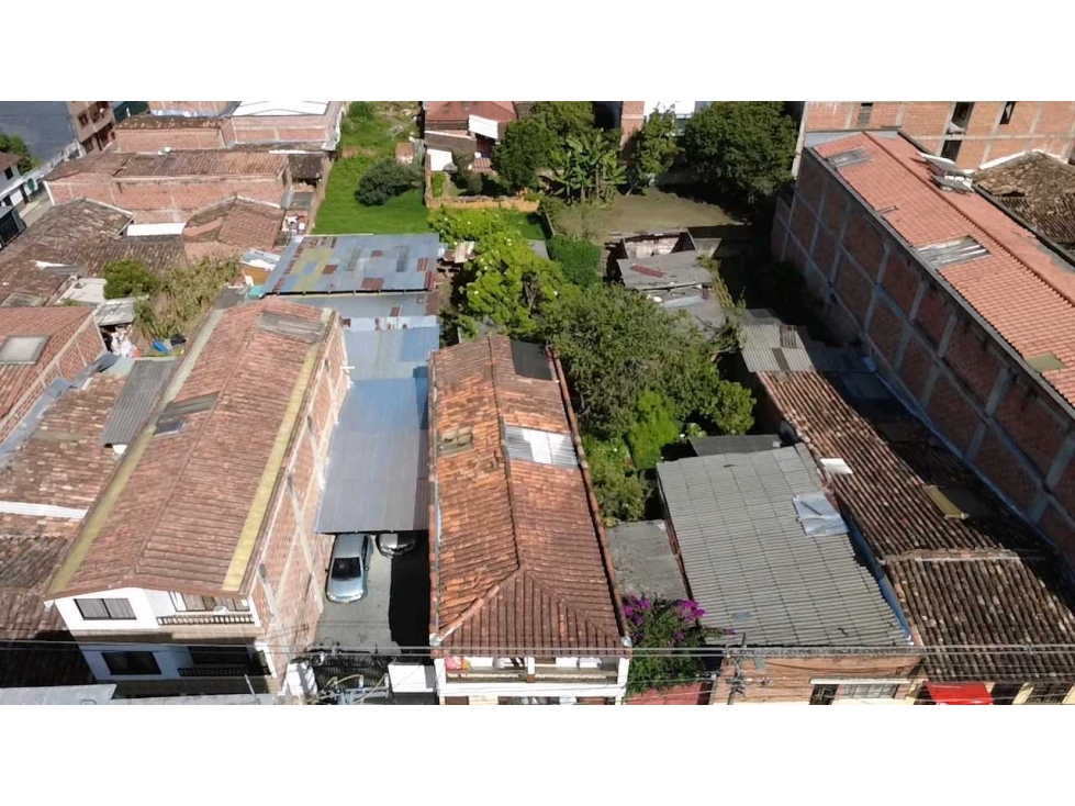 CASA LOTE EN VENTA -PARA DESARROLLO DE PROYECTO INMOBILIARIO