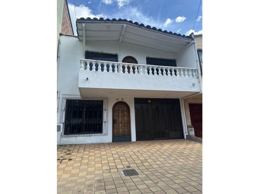 Casa Lote en Venta para inversionista Belen Malibú - 3