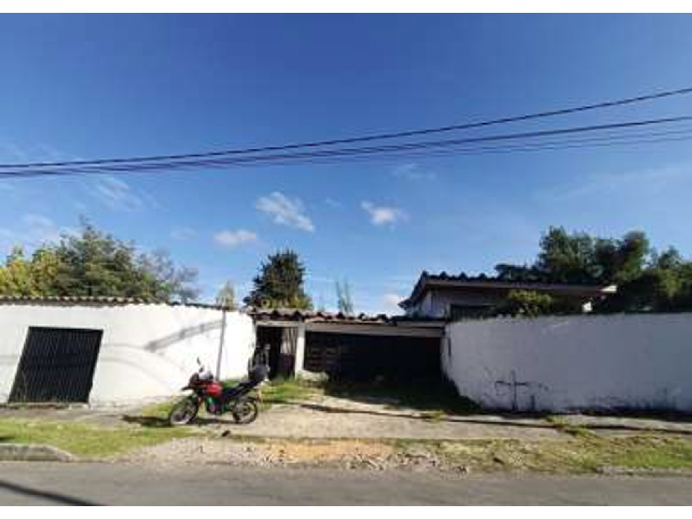 Casa lote en venta--Bogotá - 2