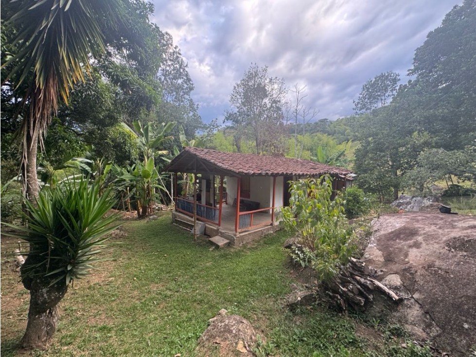 CASA LOTE EN VENTA TAMESIS - Vereda San Isidro