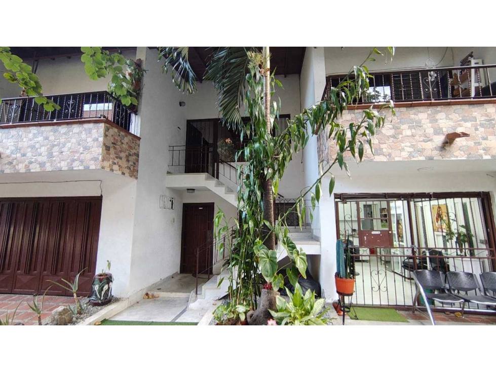 Casa Lote Laureles La Castellana(*)