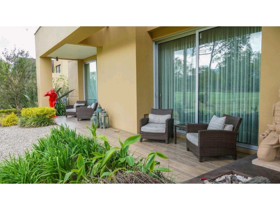Casa Lujosa en Venta La Calera vía Sopo