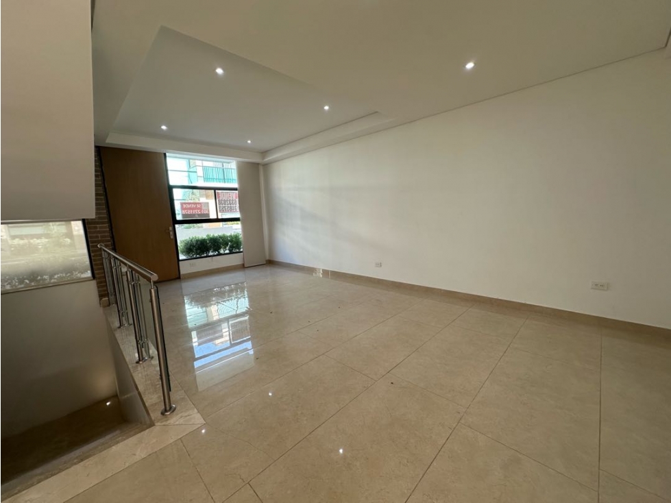 CASA DUPLEX LUXURY EN VENTA EN LISBOA EN VILLA CAMPESTRE PARA ESTRENAR — foto 4
