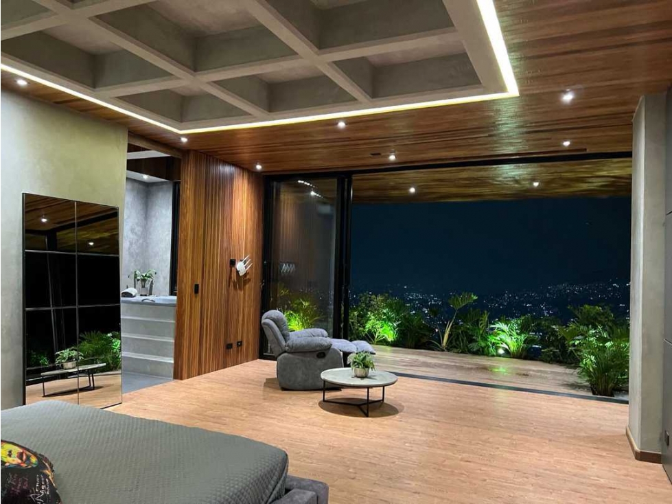 CASA LUXURY EN VENTA | NORTE DE MEDELLIN - 2