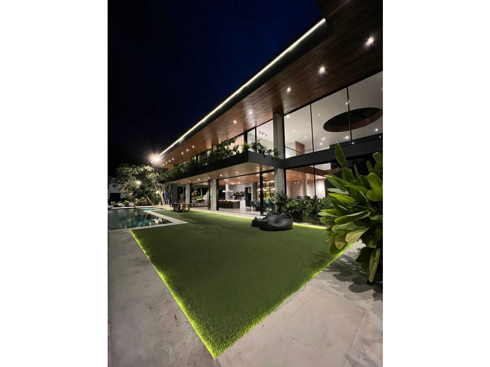 CASA LUXURY EN VENTA | NORTE DE MEDELLIN - 3
