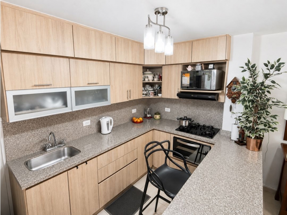HERMOSA CASA MEDIANERA EN VENTA — foto 4