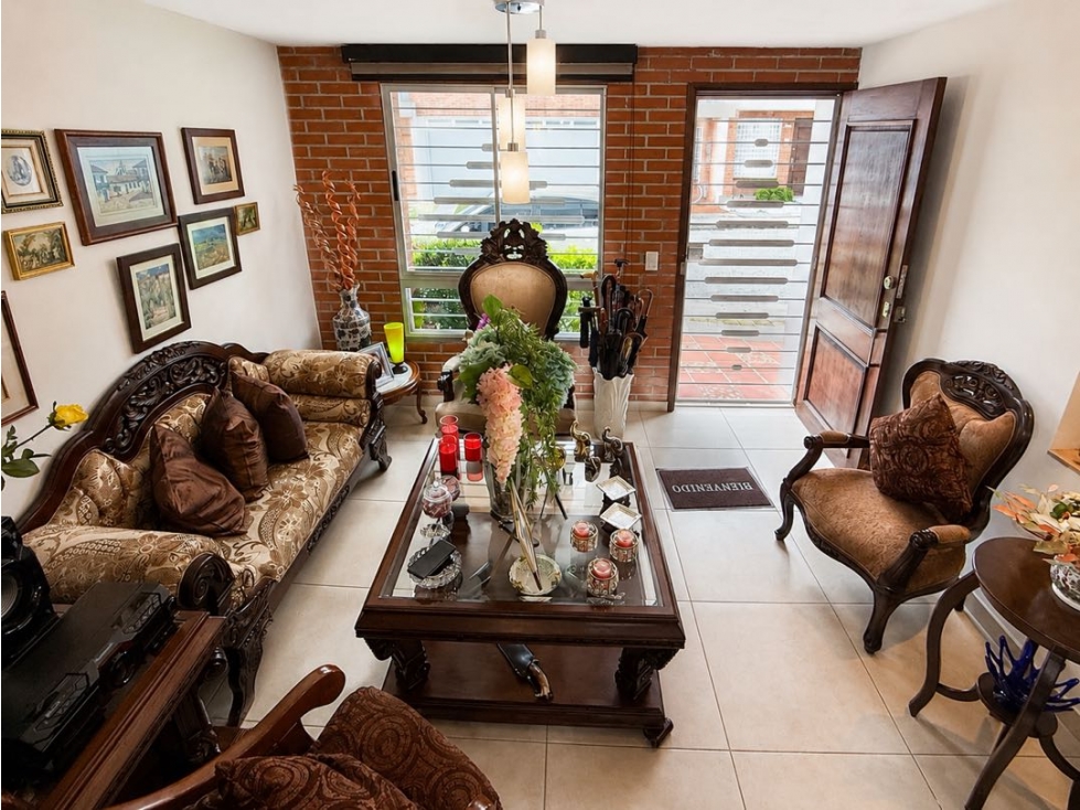 HERMOSA CASA MEDIANERA EN VENTA — foto 5
