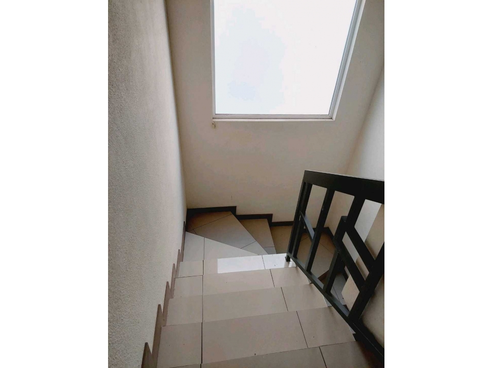 Casa moderna en venta de 4 recámaras — foto 2