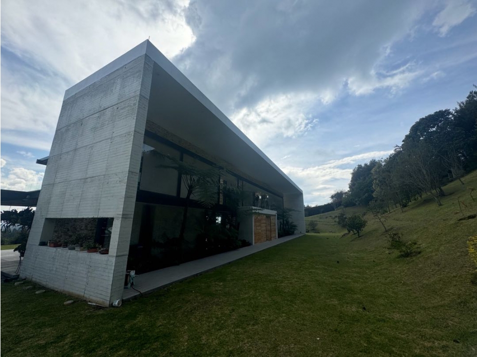 Casa moderna en venta Sector Alto de Las Palmas con vista perfecta — foto 5