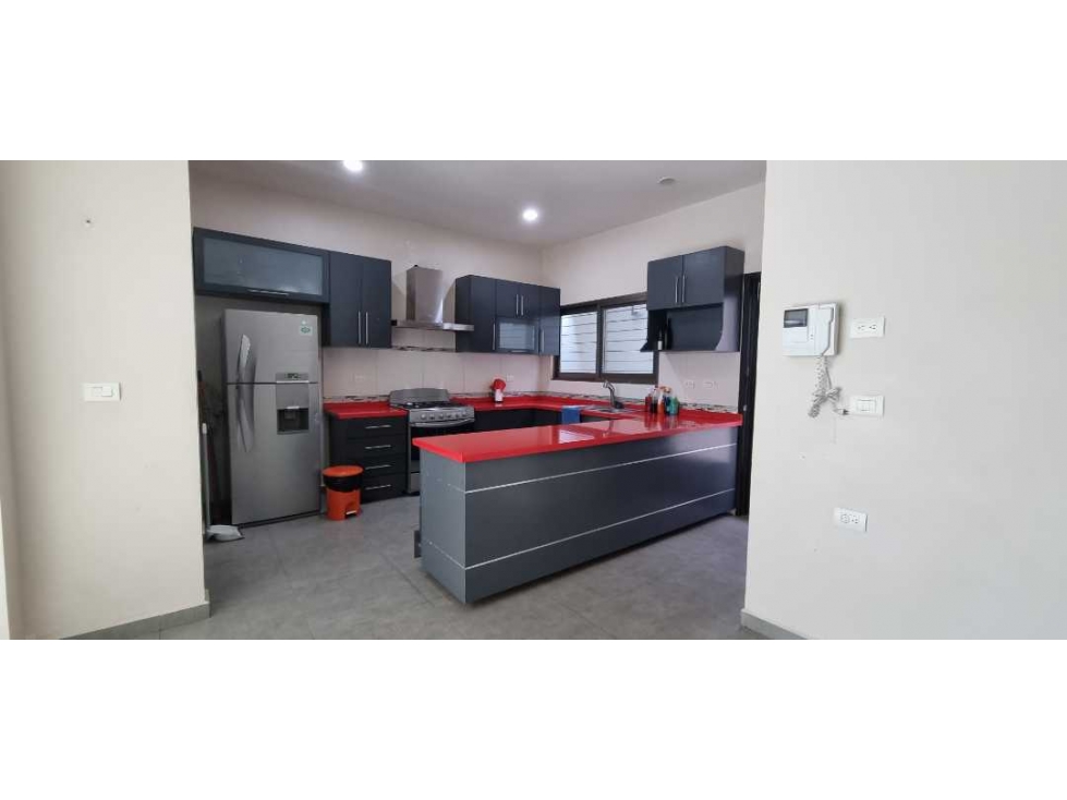 Casa Moderna en Venta/Renta - 3