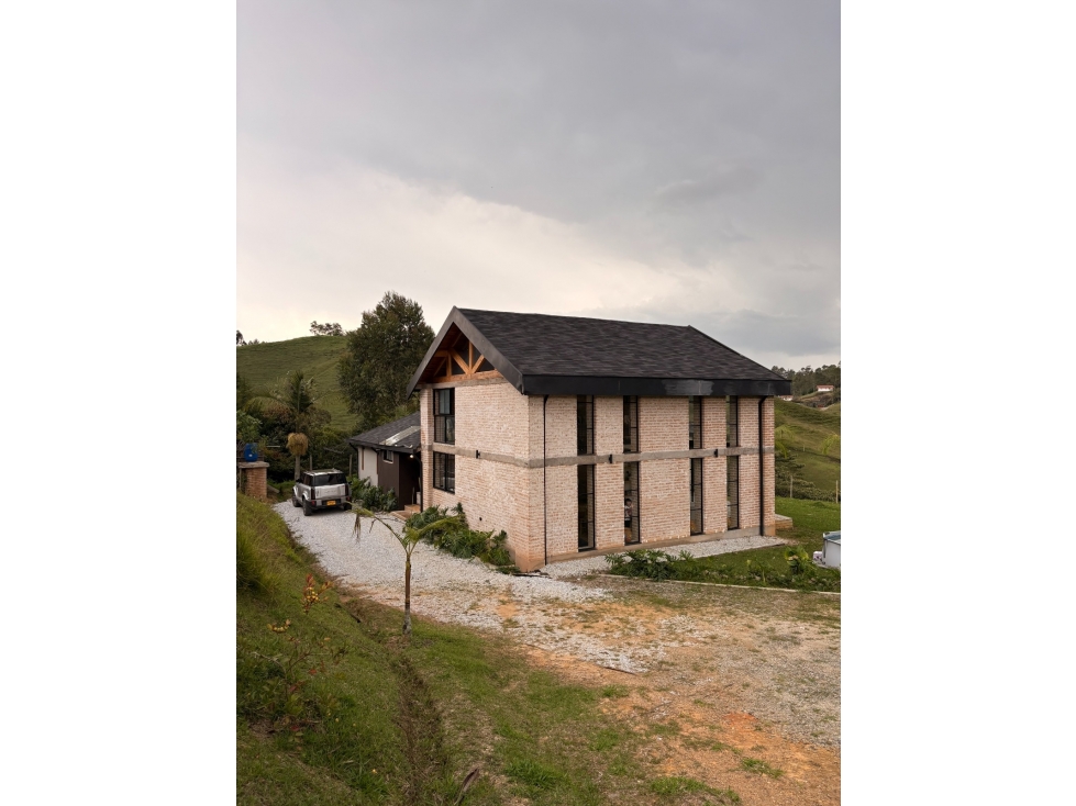 Casa moderna para la venta en el Carmen de viboral — foto 2