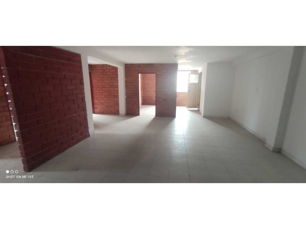 CASA MULTIFAMILIAR EN VENTA EN BARRIO JARDÍN CALI — foto 3